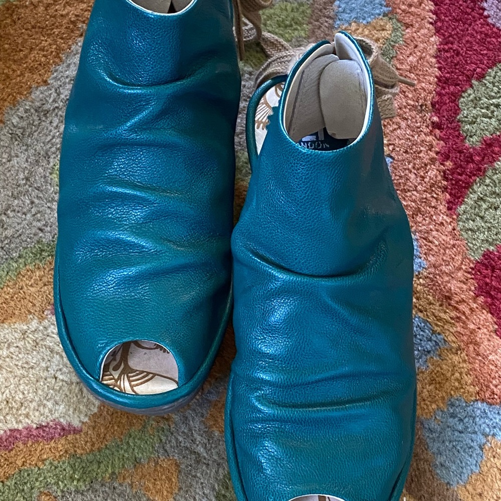 Fly London Yema booties